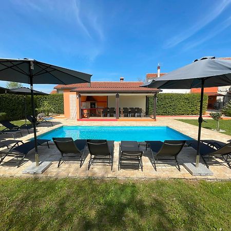 Villa Antonci-18, Pool, 3 Houses, Jacuzzi, Private Territory Antonci  المظهر الخارجي الصورة