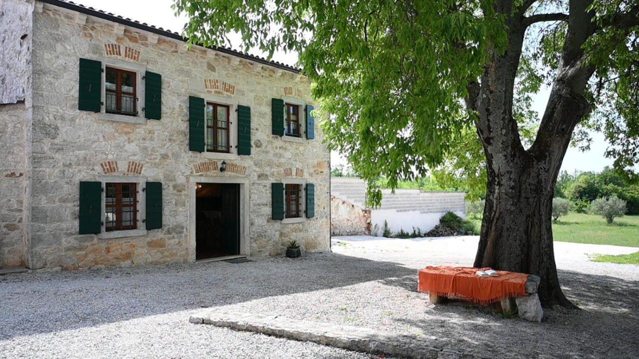 Villa Antonci-18, Pool, 3 Houses, Jacuzzi, Private Territory Antonci  المظهر الخارجي الصورة