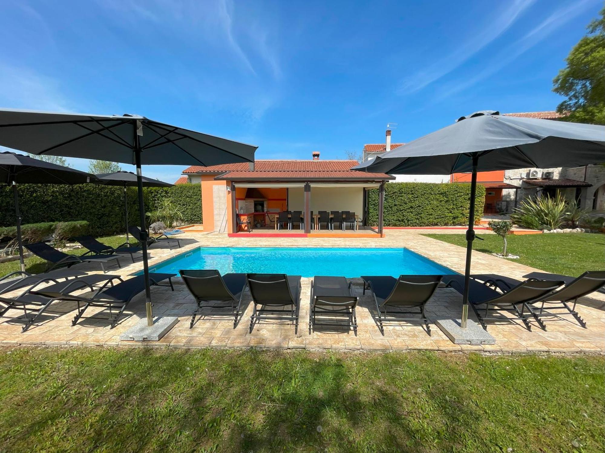 Villa Antonci-18, Pool, 3 Houses, Jacuzzi, Private Territory Antonci  المظهر الخارجي الصورة